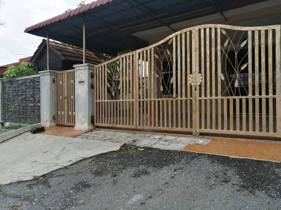 Sri Wang Homestay @ Arau Kültér fotó